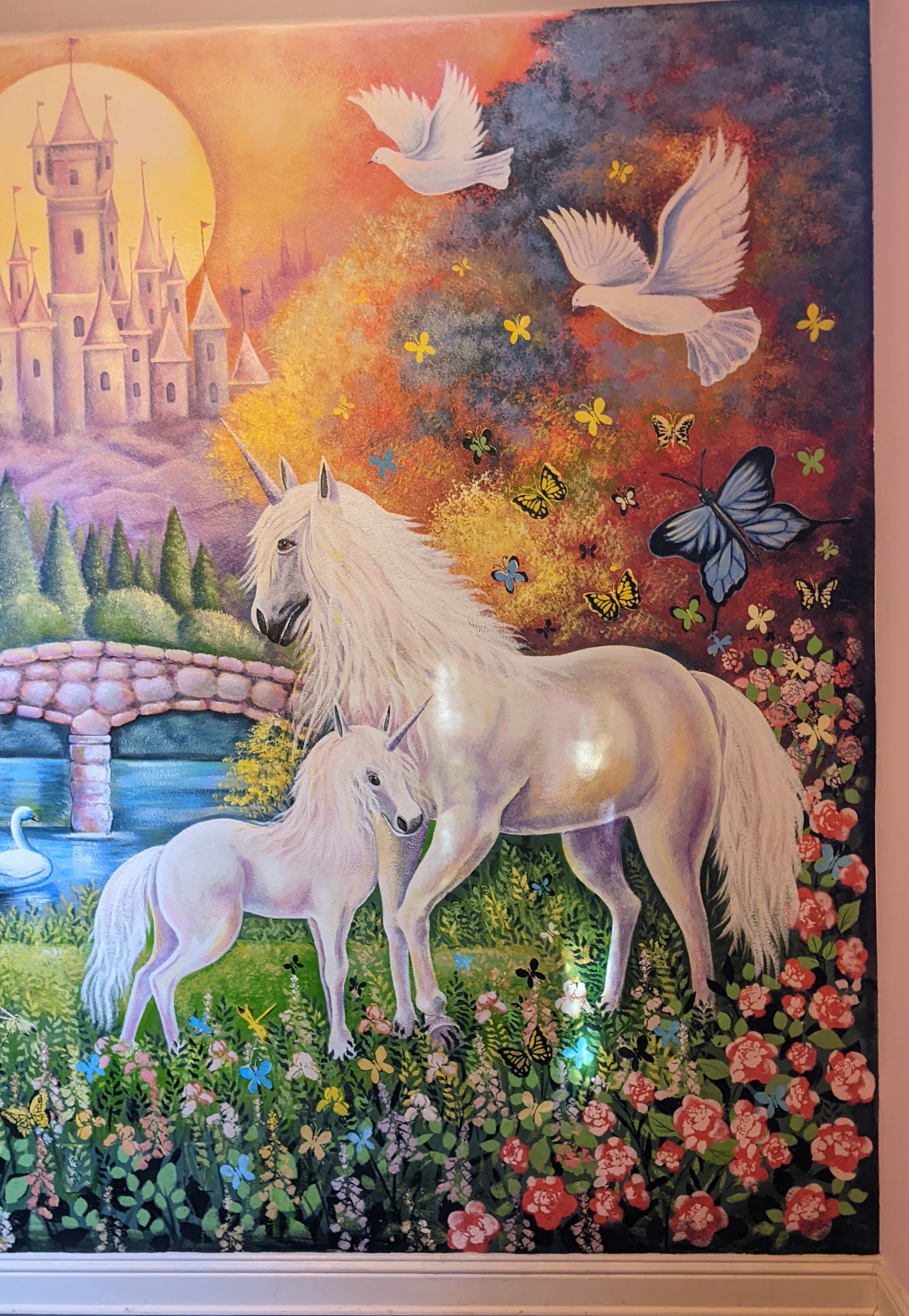 Murals1/unicorn1.jpg